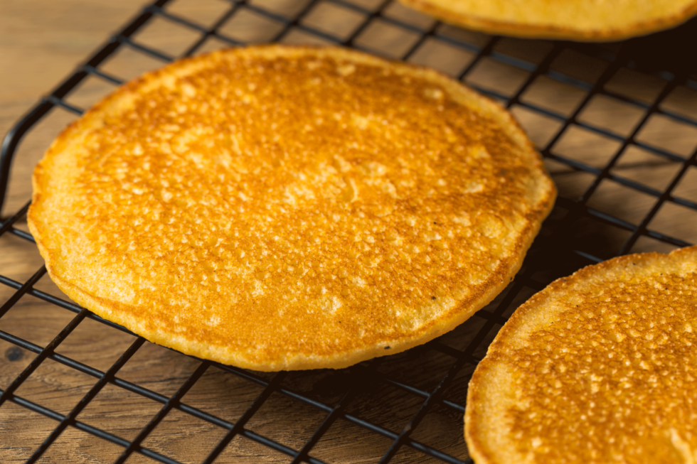 Southern Hoe Cakes with 100 Freshly Milled Corn Grains and Grit